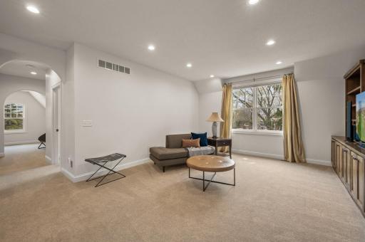 5812 Code Avenue, Edina, MN 55436