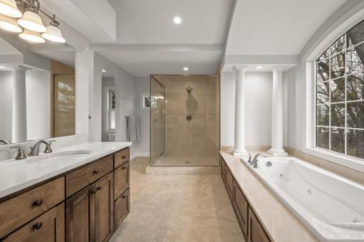 5812 Code Avenue, Edina, MN 55436