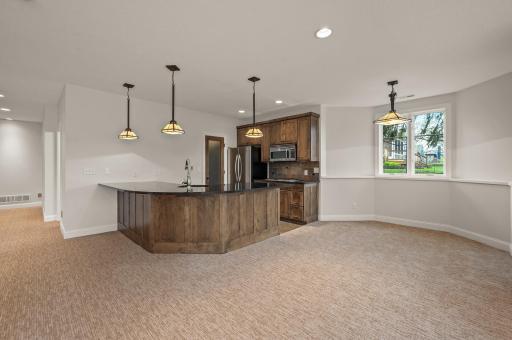 5812 Code Avenue, Edina, MN 55436