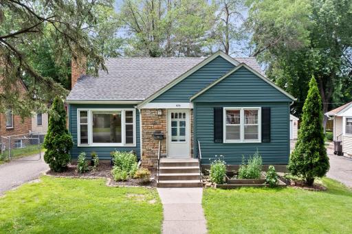 979 Bidwell Street, Saint Paul, MN 55118