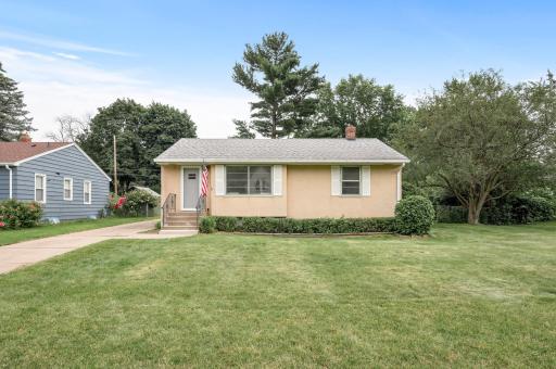 1890 Clarence Street, Saint Paul, MN 55109