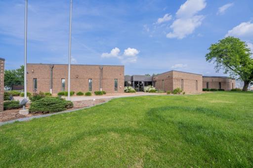 1825 N Clairemont Avenue, Eau Claire, WI 54703
