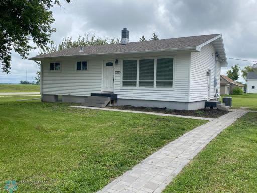 109 1st Avenue E, Halstad, MN 56548