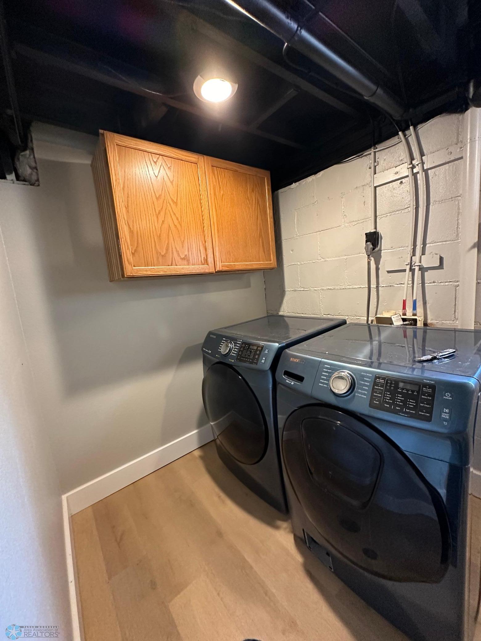 Lower Bath/Laundry