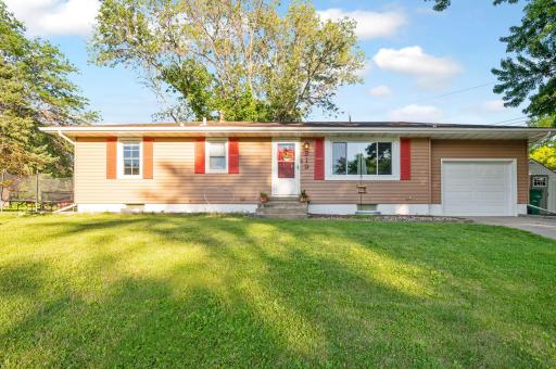 219 W Christina Street, Fairmont, MN 56031