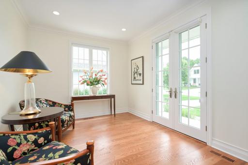 619 Gardner Street, Wayzata, MN 55391