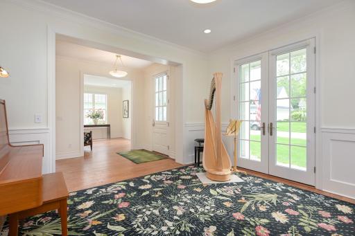 619 Gardner Street, Wayzata, MN 55391
