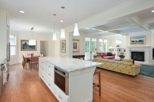 619 Gardner Street, Wayzata, MN 55391