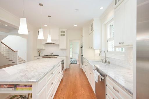 619 Gardner Street, Wayzata, MN 55391