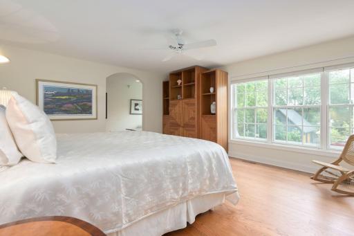619 Gardner Street, Wayzata, MN 55391