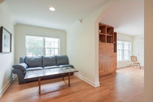 619 Gardner Street, Wayzata, MN 55391