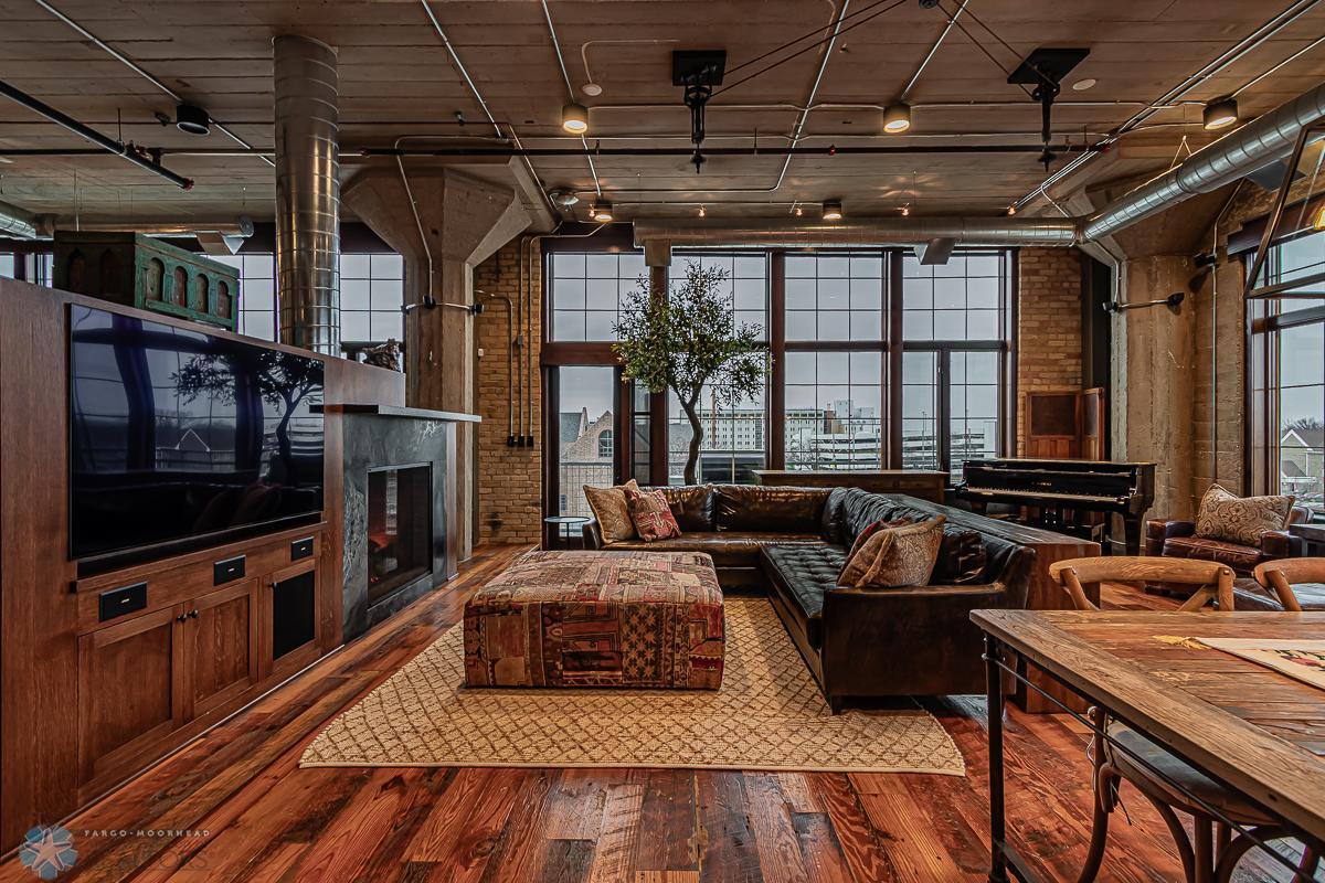Evening_Living_Room_3.jpg