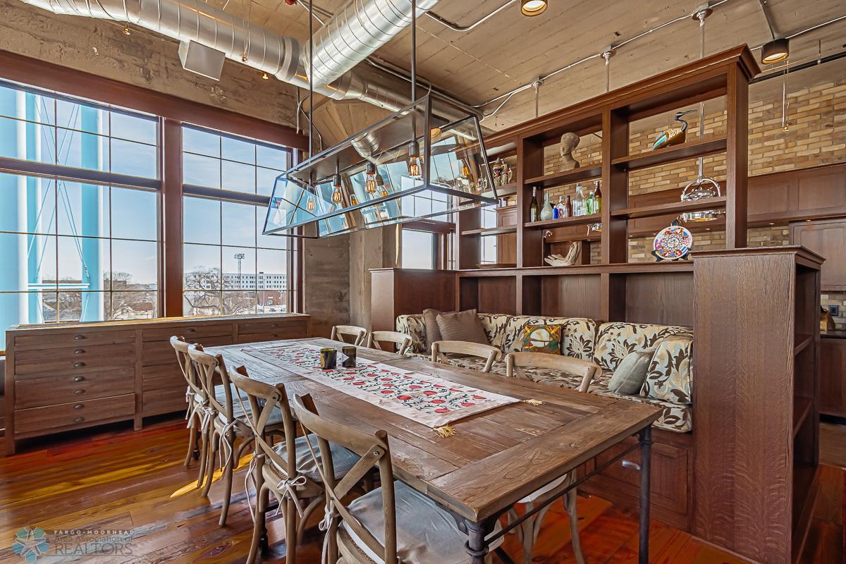 Dining_Room_2.jpg