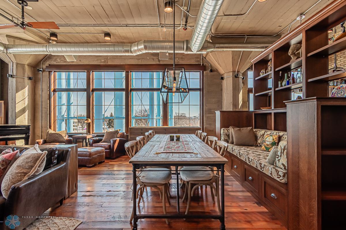 Dining_Room_1.jpg