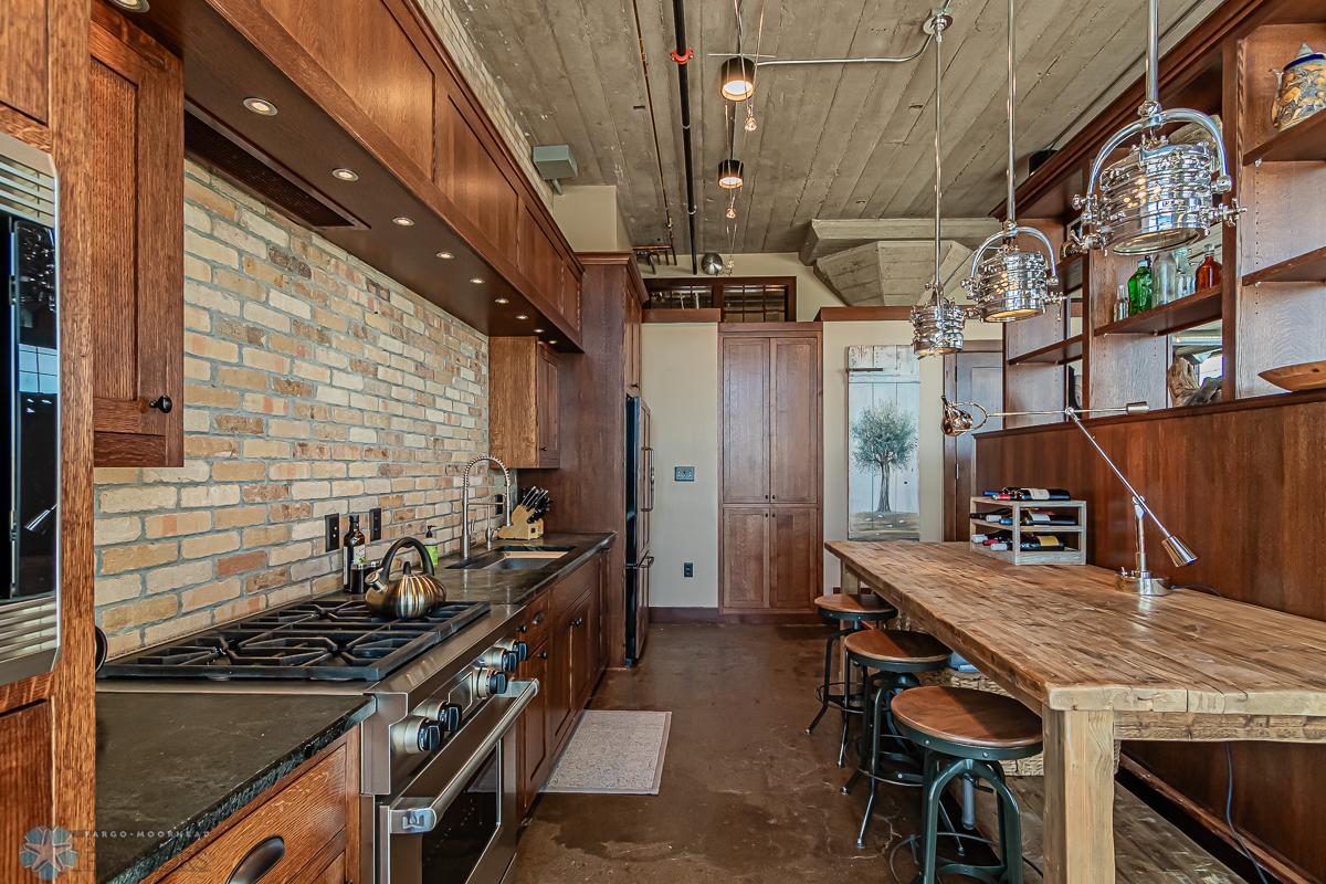 Kitchen_4.jpg