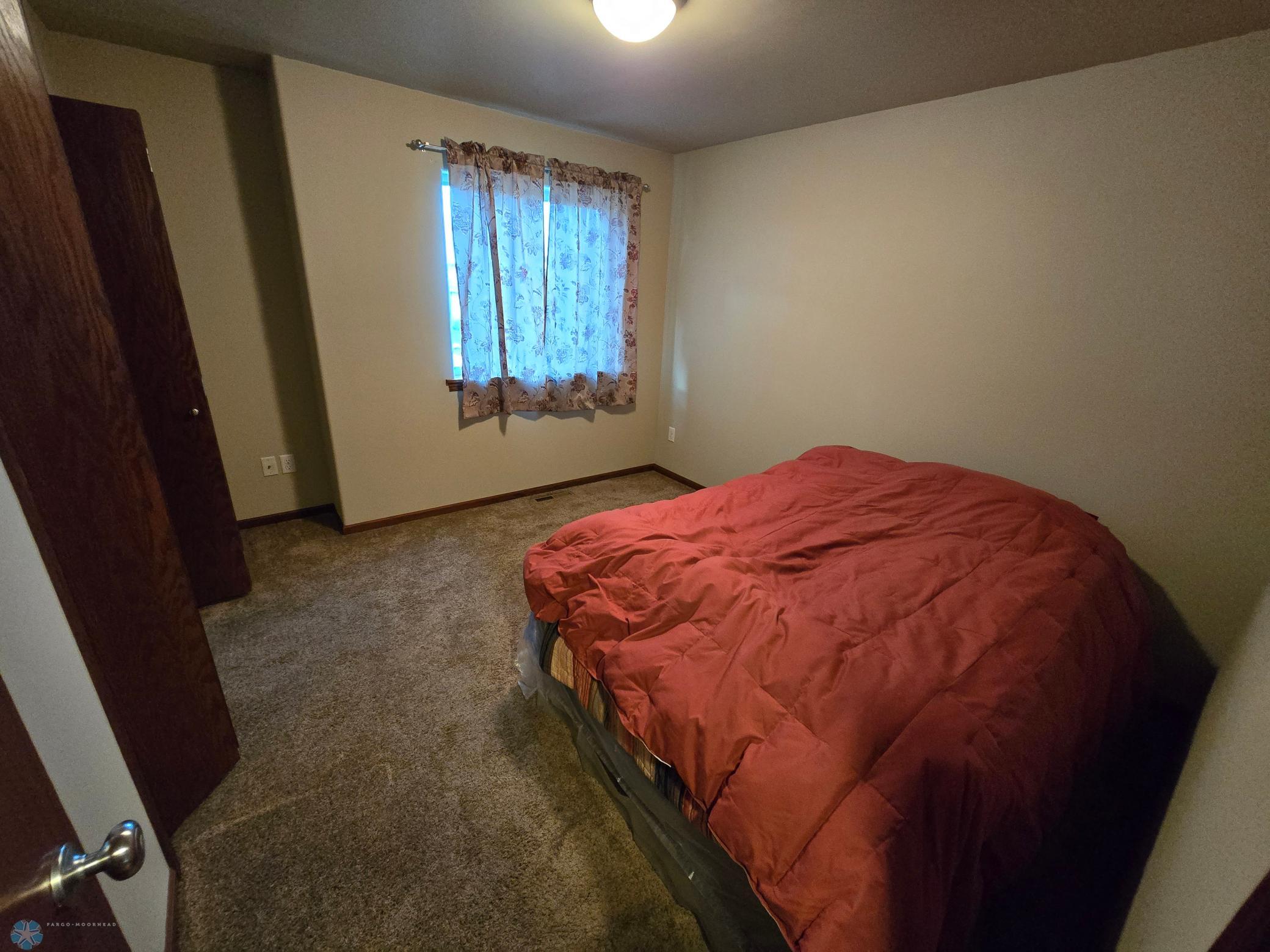 upper bed 2