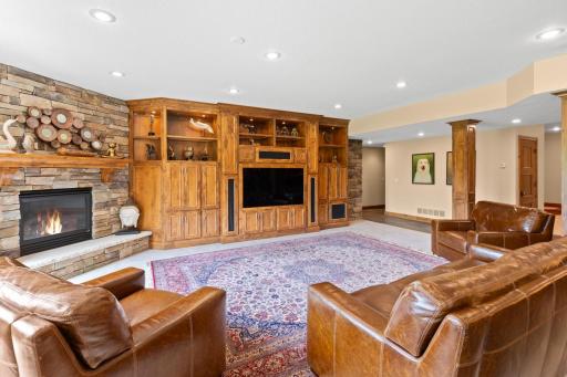1495 Medina Road, Medina, MN 55356