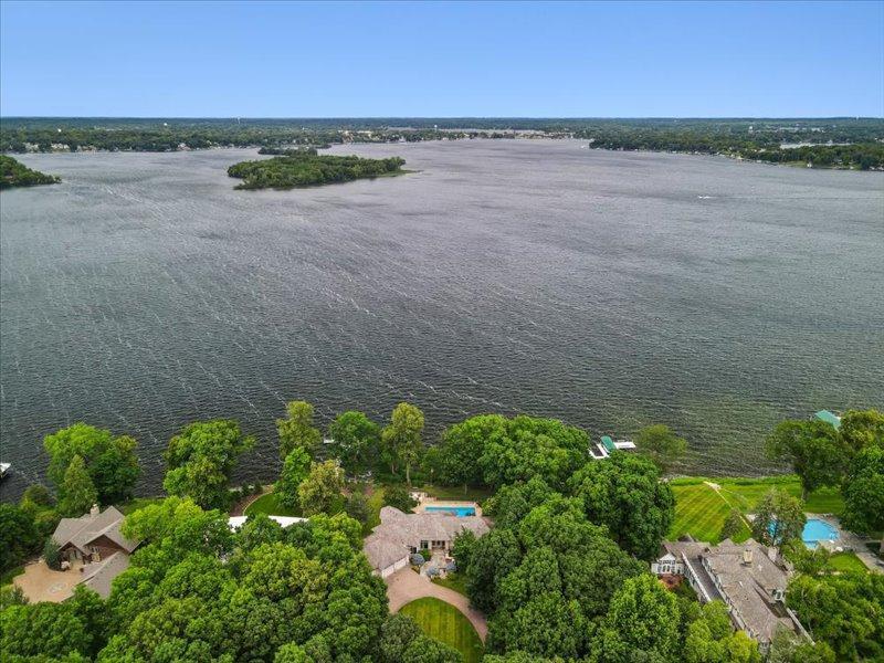Amazing views of Lake Minnetonka. (Upper lake)