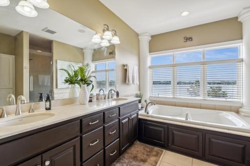 Owners Jetted Tub with overlooking the Lake