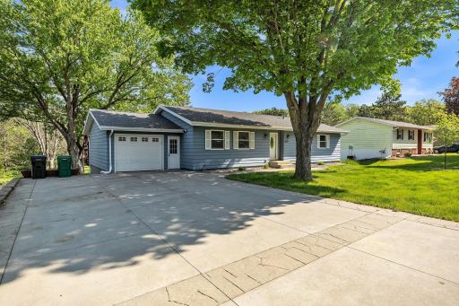 4109 Countrywood Drive SE, Rochester, MN 55904