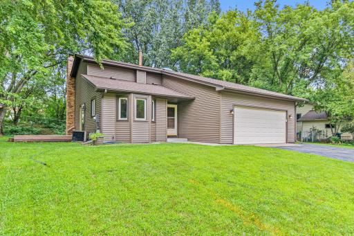 17707 Iceland Trail, Lakeville, MN 55044