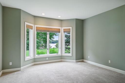 510 Waycliffe Drive N, Wayzata, MN 55391