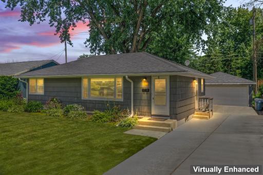 1833 26th Street NW, Rochester, MN 55901