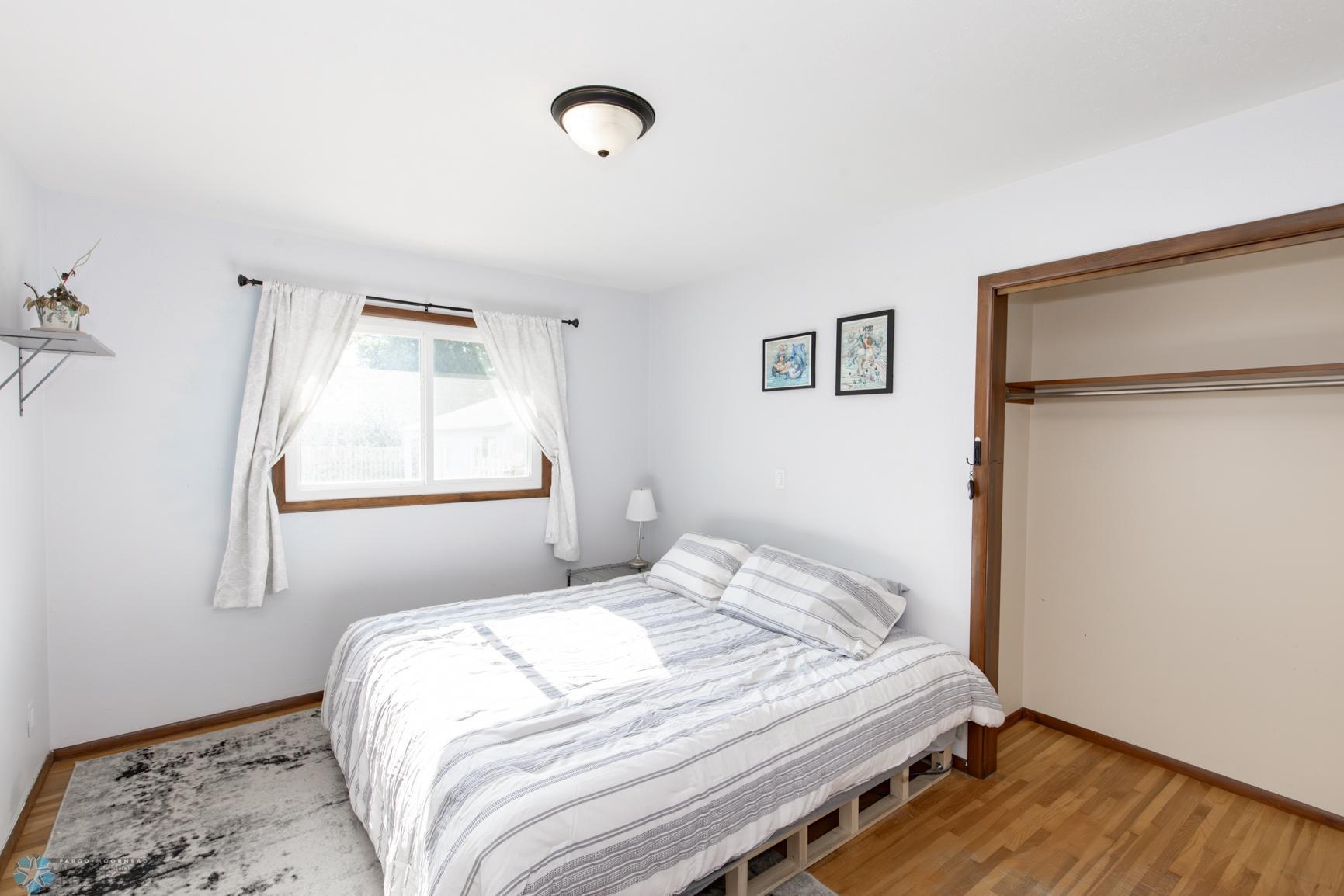 Primary Bedroom 1_0