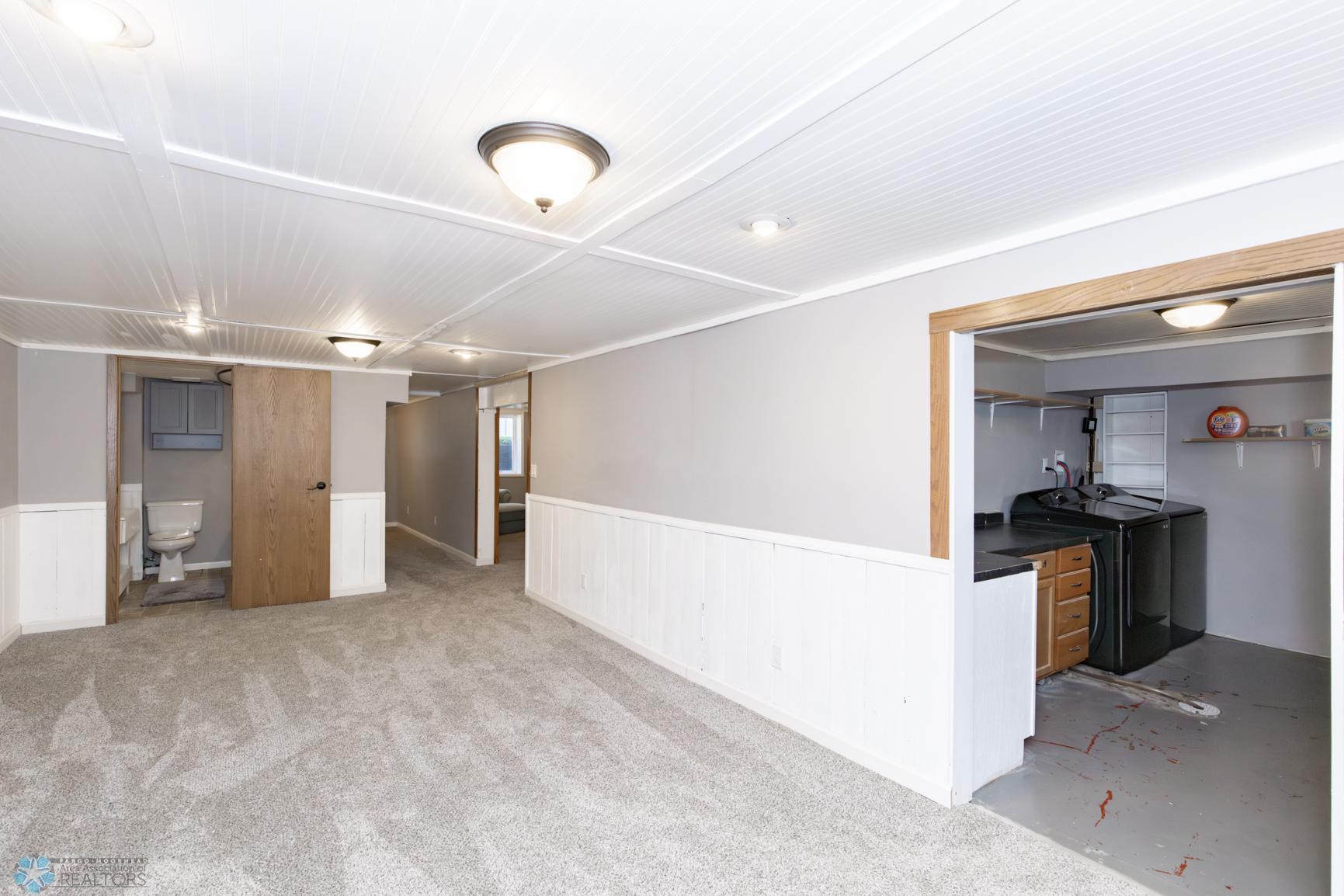 Basement Family Room 1_1