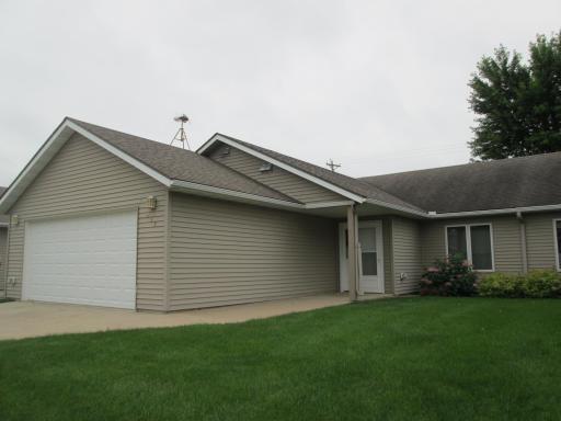 217 5th Street, Kenyon, MN 55946
