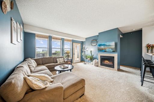 150 E Burnsville Parkway, 408, Burnsville, MN 55337