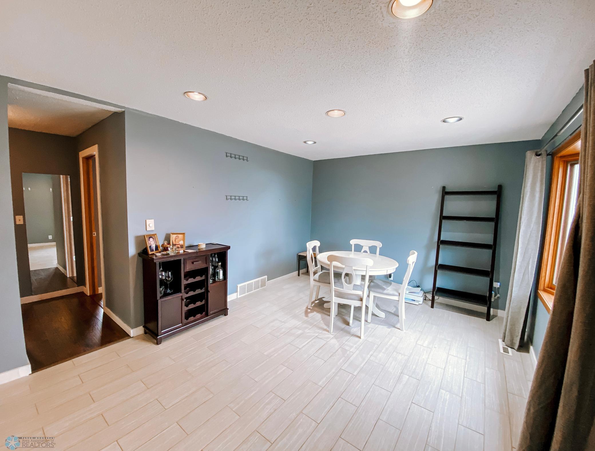 1816- Dining/Living Room