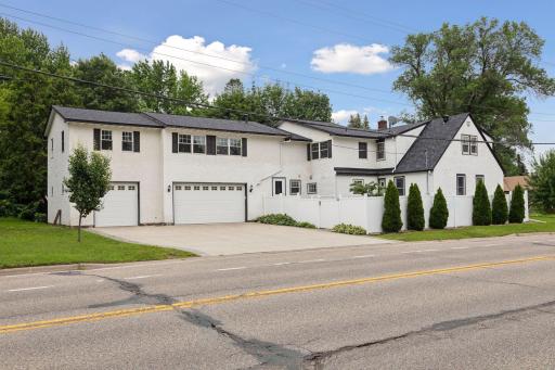 Welcome to 2265 15th Avenue East in North St. Paul!