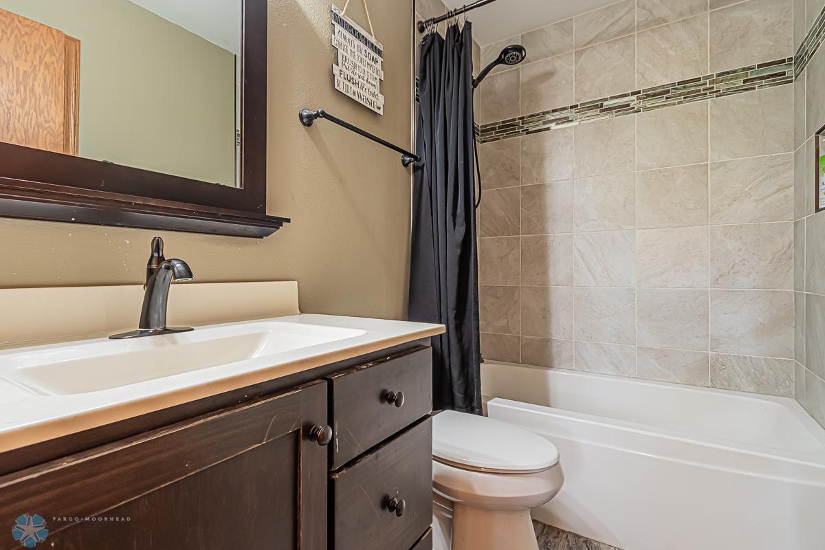 Second floor full bathroom