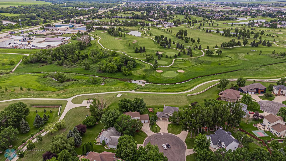 Arial view of golf course to the south of the home
