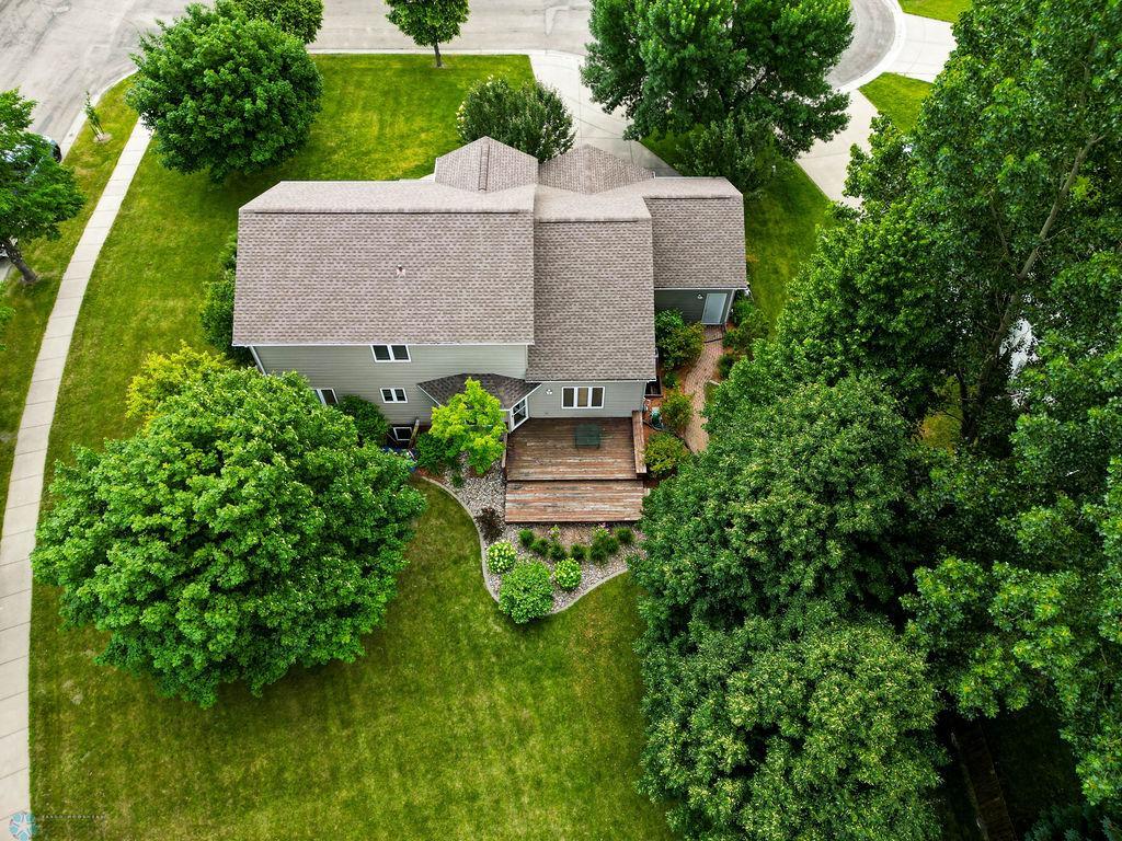 Large Treed Back Yard