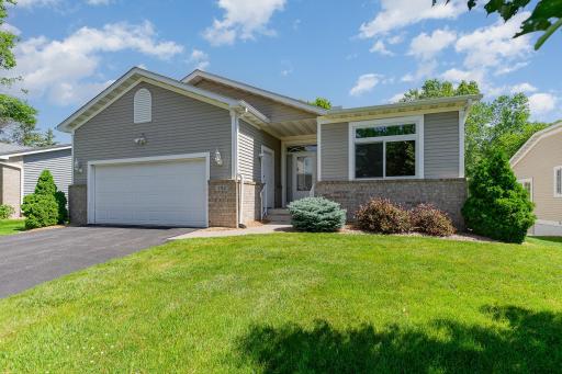 Welcome home to this gorgeous detached town home!