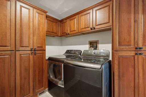 6674 Smithtown Road, Excelsior, MN 55331