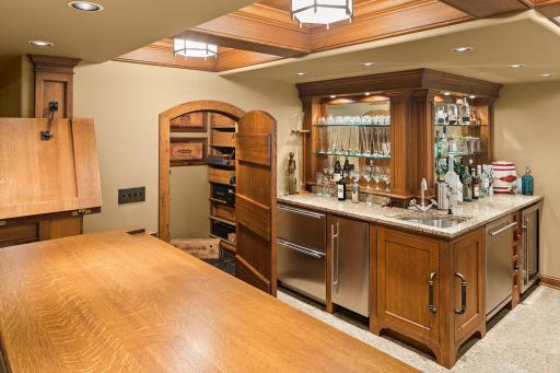 4700 Merilane Avenue, Edina, MN 55436