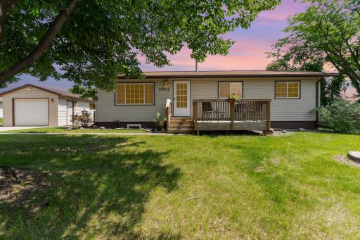 1701 N 5th Street, Saint Peter, MN 56082