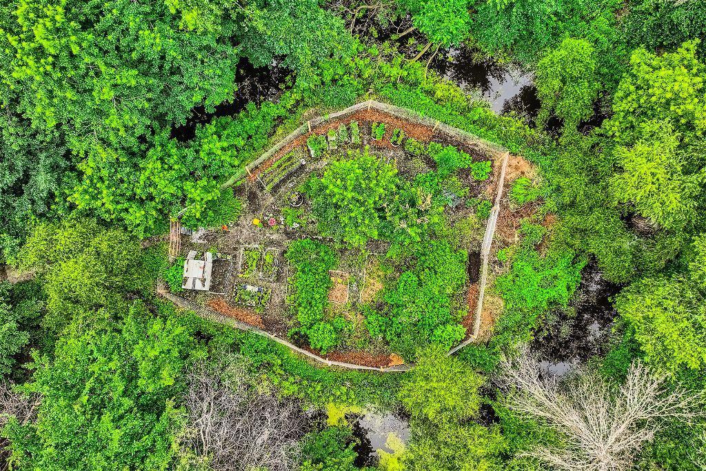 52 acres close to Retail