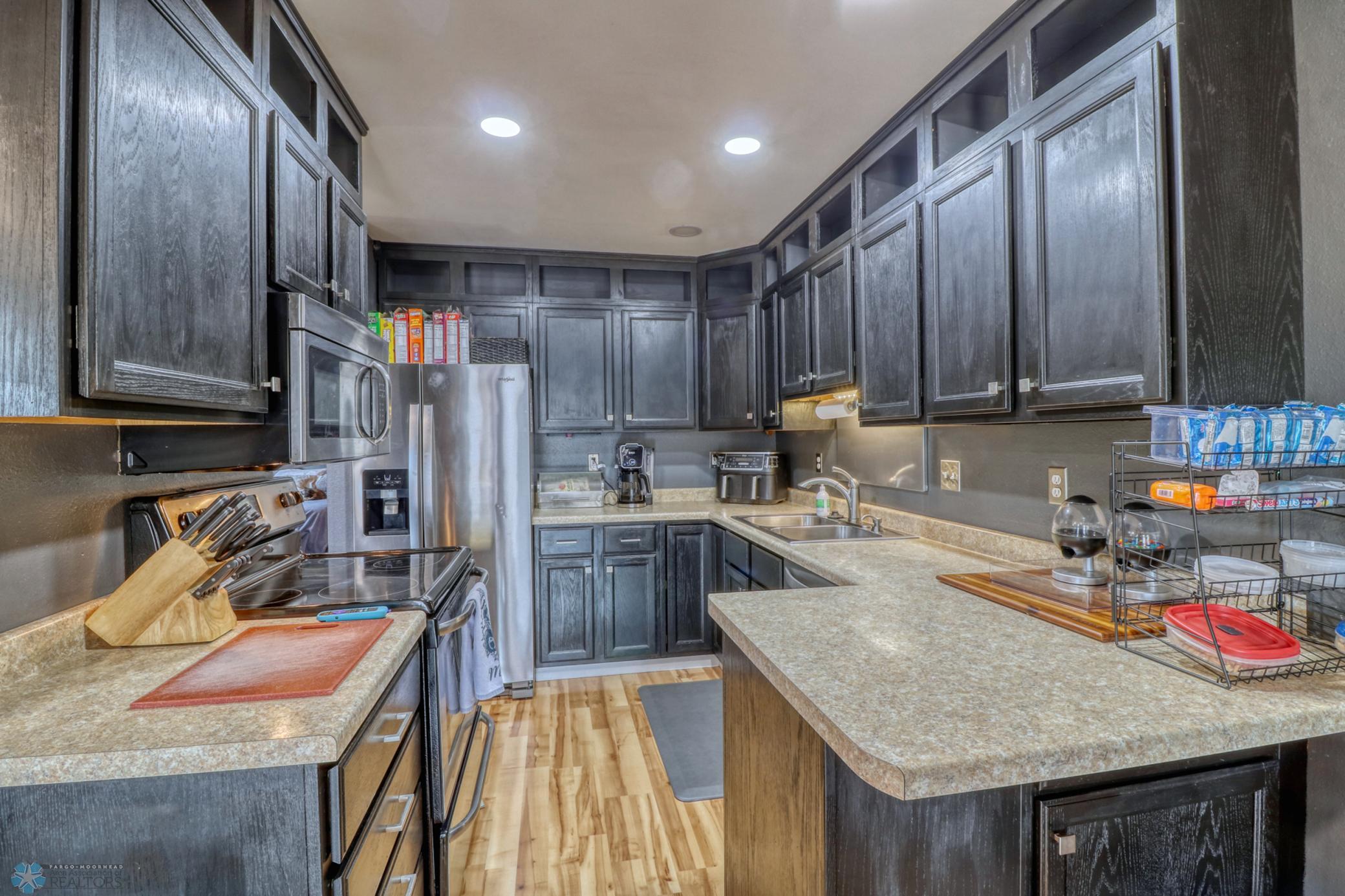 Kitchen1_21.jpg