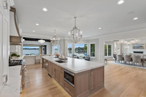 2440 Old Beach Road, Wayzata, MN 55391
