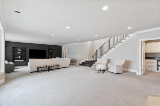 2440 Old Beach Road, Wayzata, MN 55391