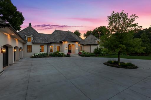 2440 Old Beach Road, Wayzata, MN 55391