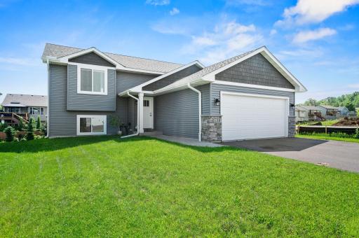 1751 Morning Glory Drive, River Falls, WI 54022