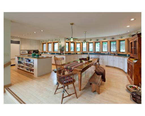 St. Francis: The oversized kitchen will easily accommodate your group regardless of size