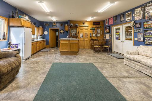 35666 Fawn Oaks Trail, Dent, MN 56528