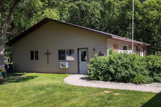 35666 Fawn Oaks Trail, Dent, MN 56528