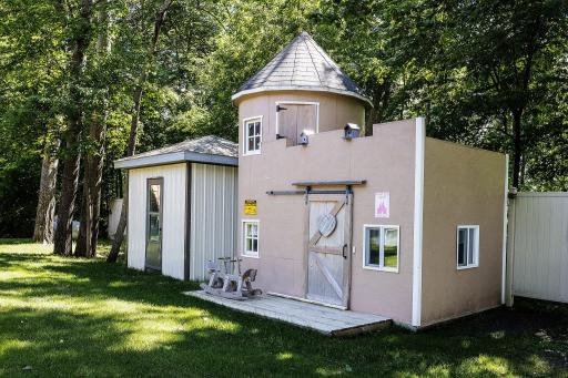 35666 Fawn Oaks Trail, Dent, MN 56528